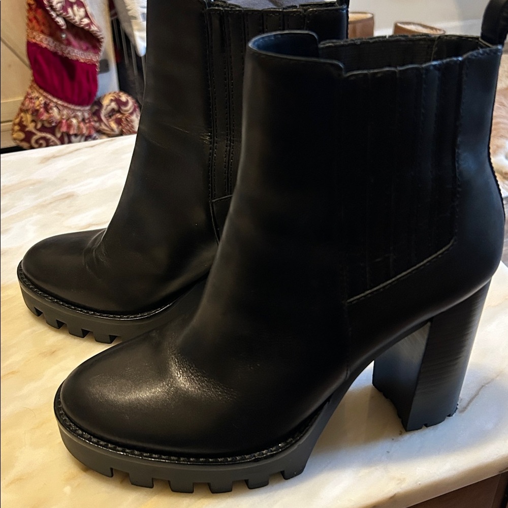 Antonio Melani Womens Pascal Leather Gore Detailed Lug Sole Platform Boots Sz 9 - Picture 3 of 14